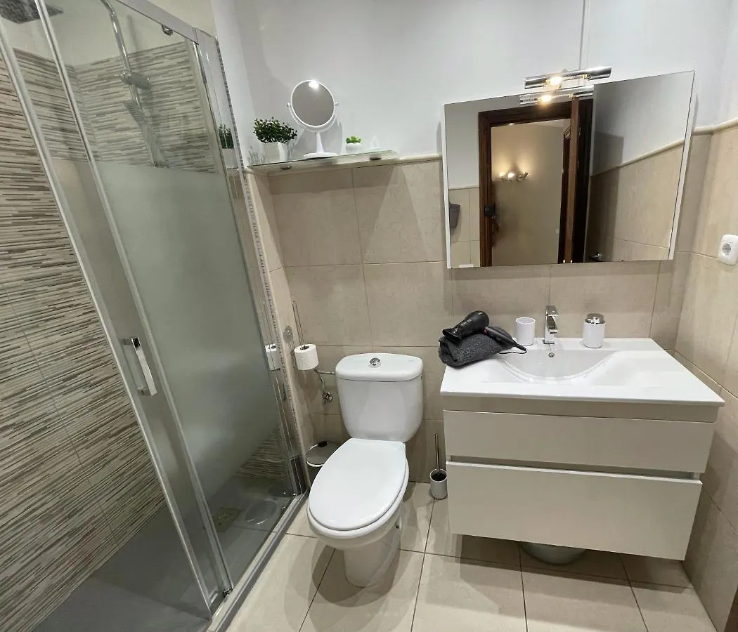 Hibiscus House Corralejo Center Wi-Fi 0*,