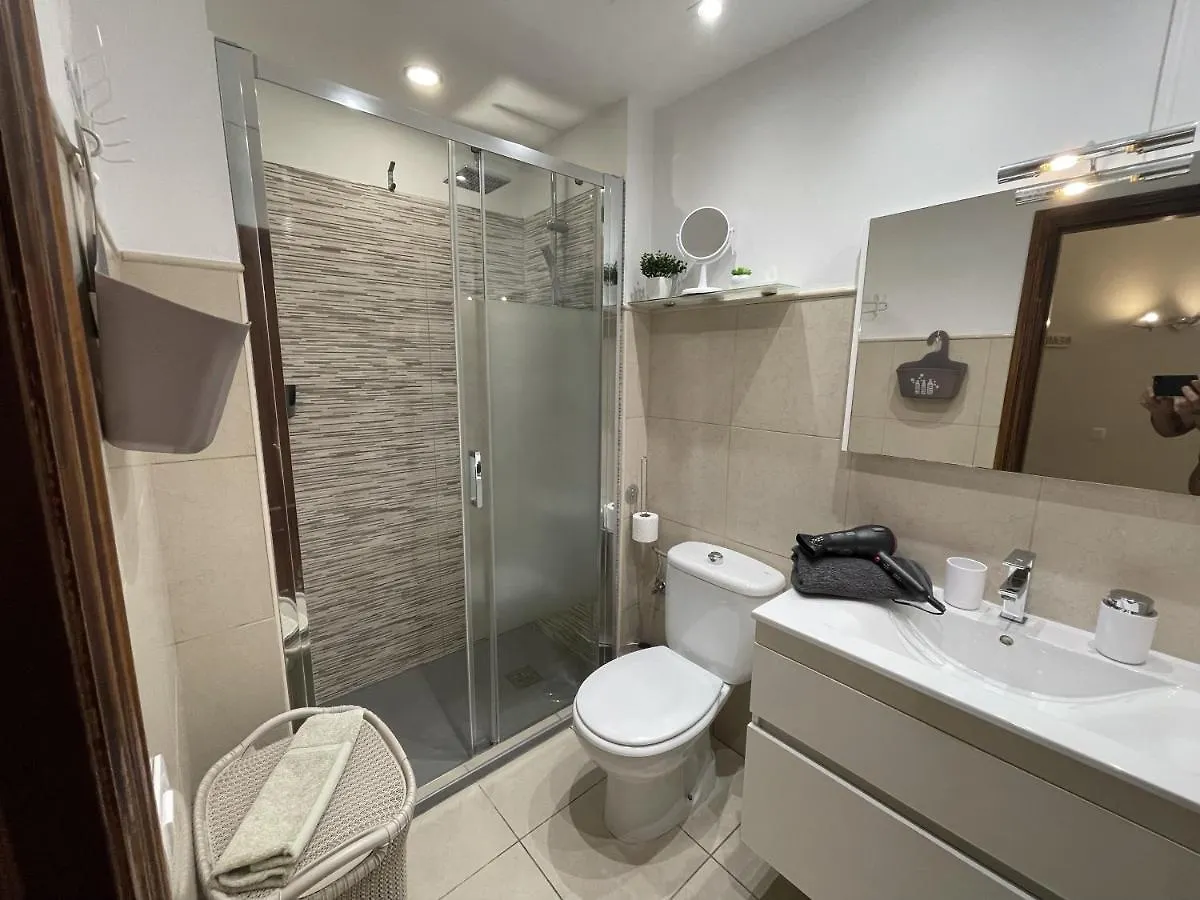 Hibiscus House Corralejo Center Wi-Fi 0*,  스페인